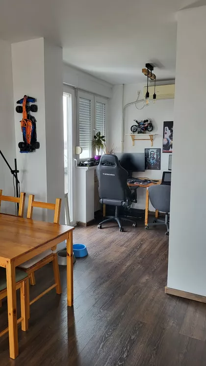 Karađorđev Trg | 4zida.rs