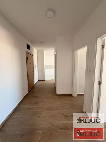 Bulevar Patrijarha Pavla (Somborski Bulevar) | 4zida.rs