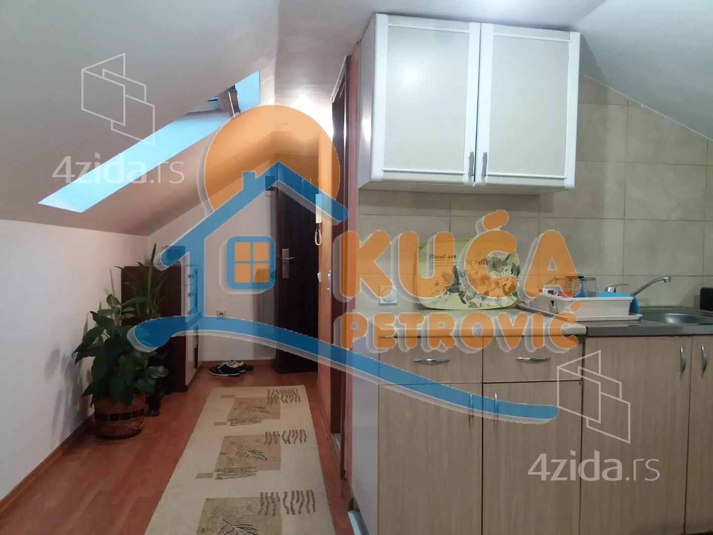 Garsonjera | 4zida
