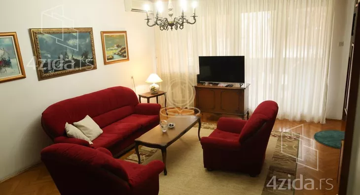 Petosoban stan | 4zida