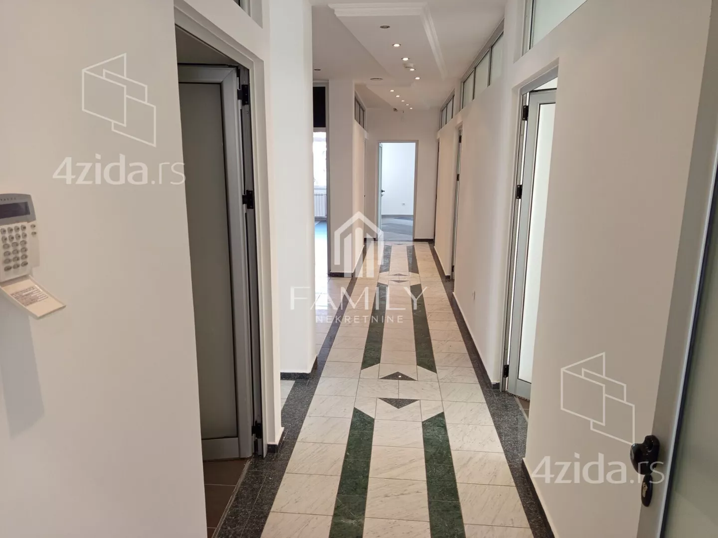 Poslovni prostor | 4zida