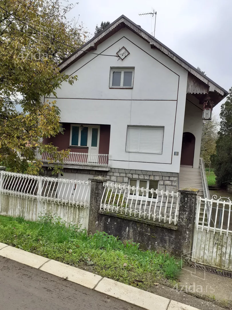 2-etažna kuća | 4zida