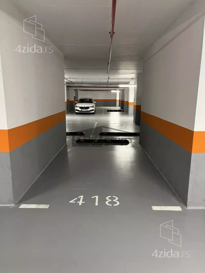 Garaža/Parking | 4zida