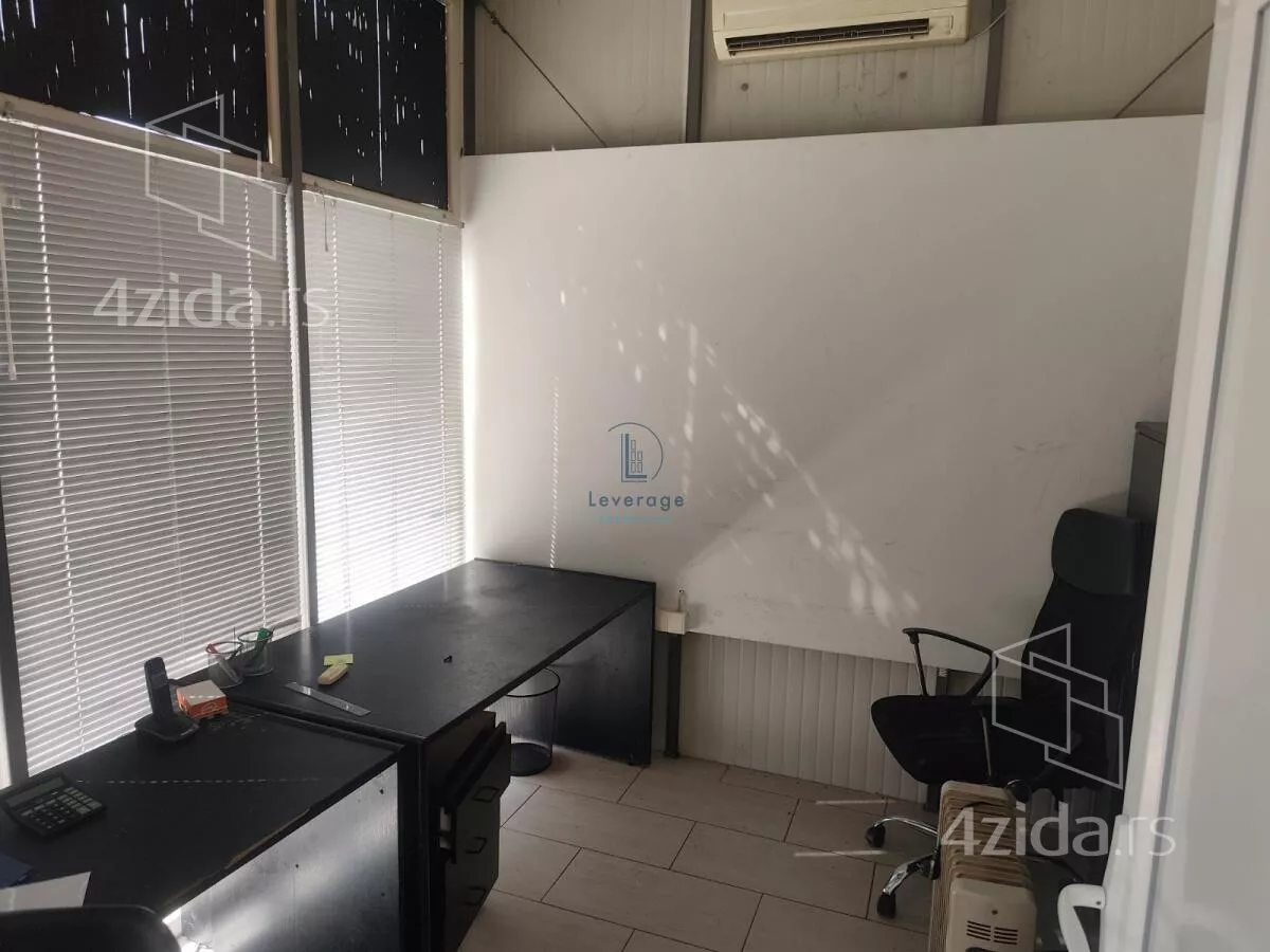 Lokal | 4zida