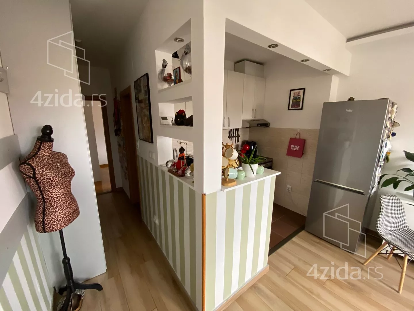 Jednoiposoban stan | 4zida