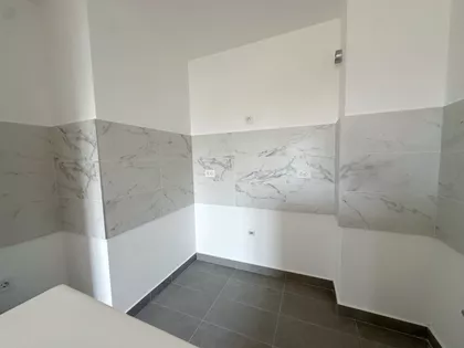 Šumadijska | 4zida.rs