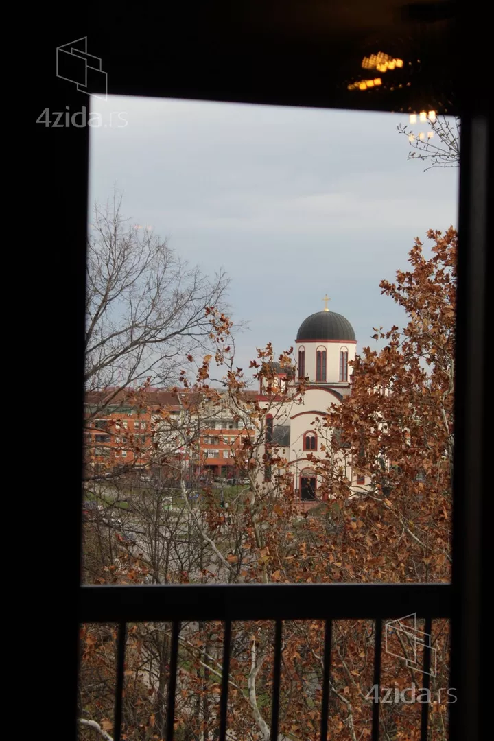 Troiposoban stan | 4zida