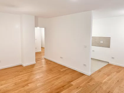 JOVANA CIRILOVA | 4zida.rs