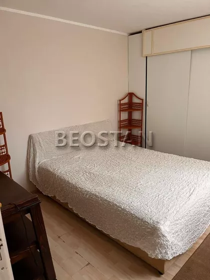 Pere Segedinca | 4zida.rs