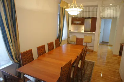 DEDINJE | 4zida.rs