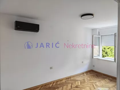 Krunski Venac | 4zida.rs