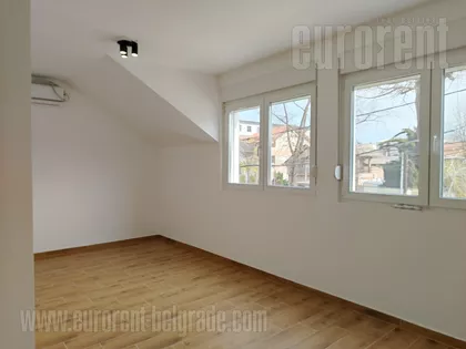 ZEMUN GORNJI GRAD | 4zida.rs