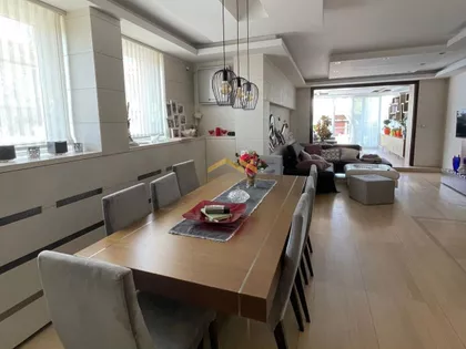 Lipov Gaj | 4zida.rs