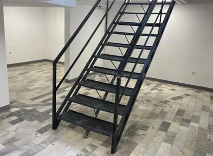 Nedeljka Gvozdenovića | 4zida.rs