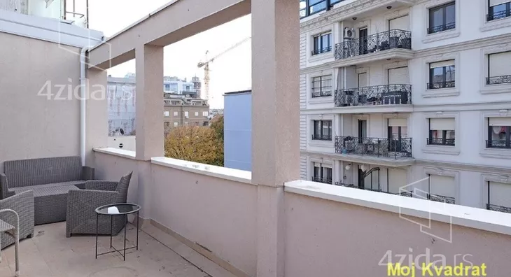 Troiposoban stan | 4zida