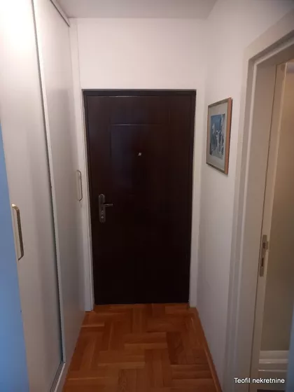 Ugrinovački put | 4zida.rs