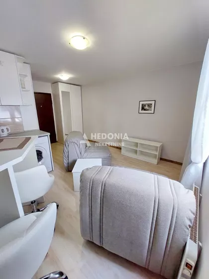 Konstantina Lekića | 4zida.rs
