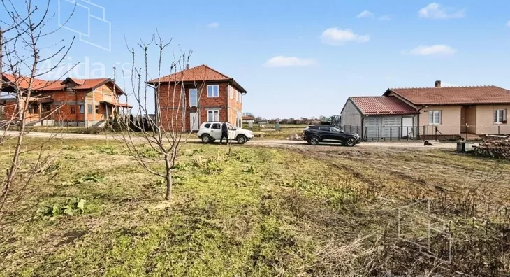 Građevinsko zemljište | 4zida