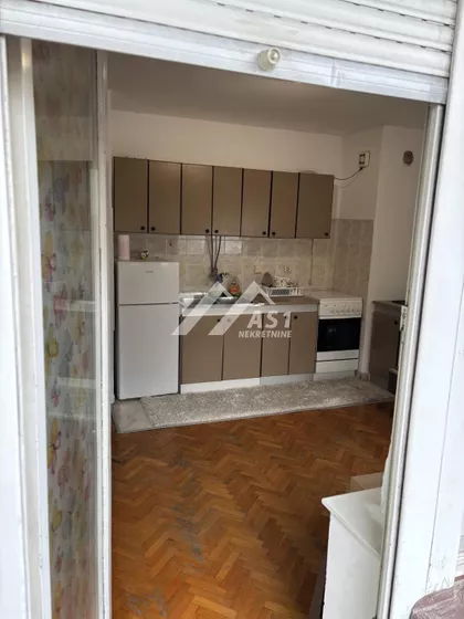 Cara Dušana | 4zida.rs