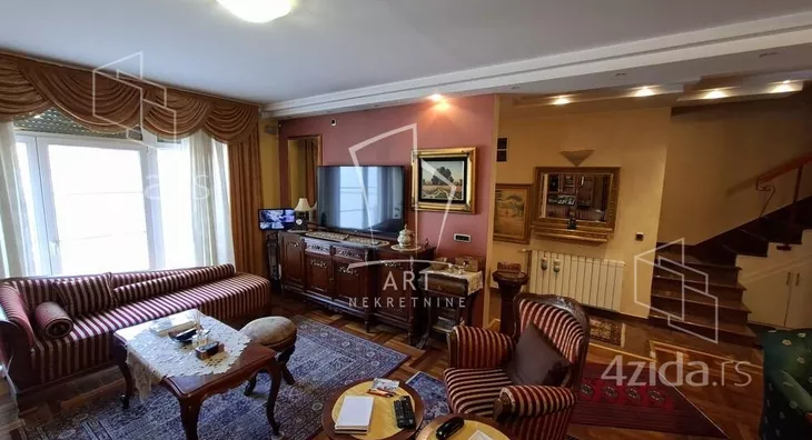 3-etažna kuća | 4zida