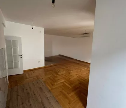 Južni Bulevar | 4zida.rs
