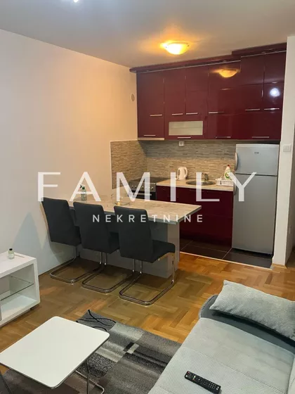 Stari Grad | 4zida.rs