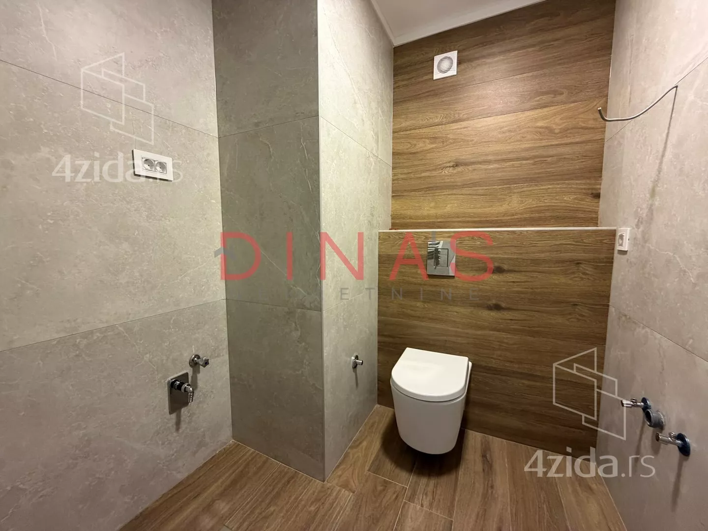 Petosoban stan | 4zida