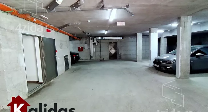 Garaža | 4zida