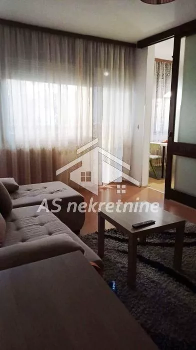 Crveni Krst Vračar | 4zida.rs