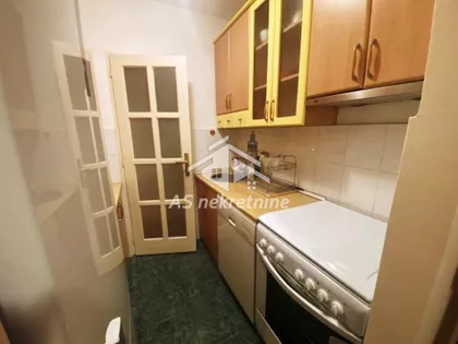 Blok 33 - Geneks | 4zida.rs