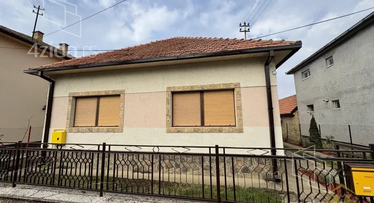 Kuća | 4zida