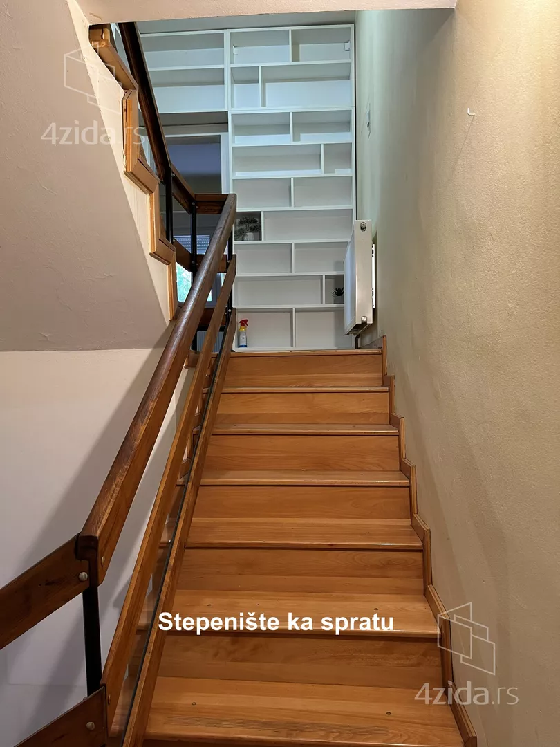 3-etažna kuća | 4zida