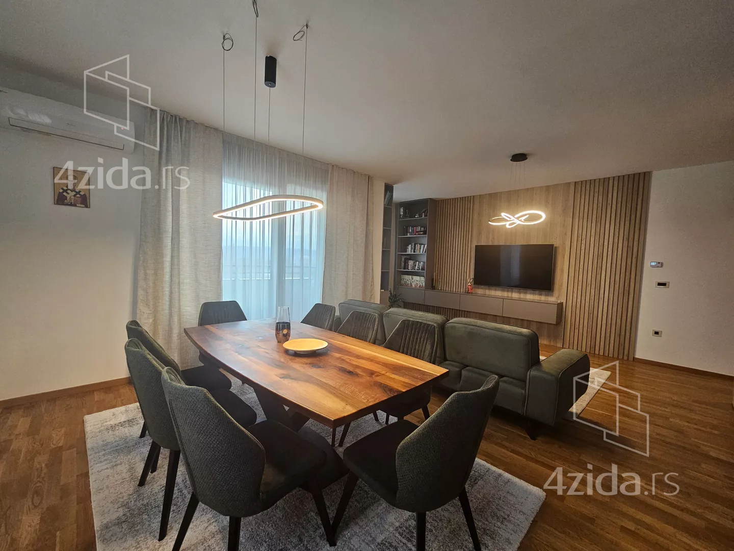 Četvoroiposoban stan | 4zida