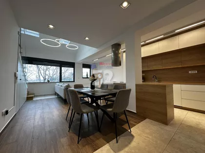 Vrnjačka | 4zida.rs