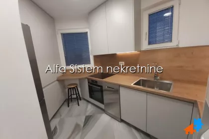 Studentski Trg | 4zida.rs