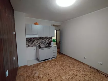 Miloša Obrenovića 65 | 4zida.rs