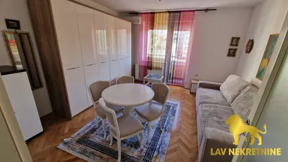 DOŽA ĐERĐA | 4zida.rs