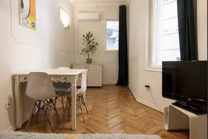 Hilandarska bb | 4zida.rs