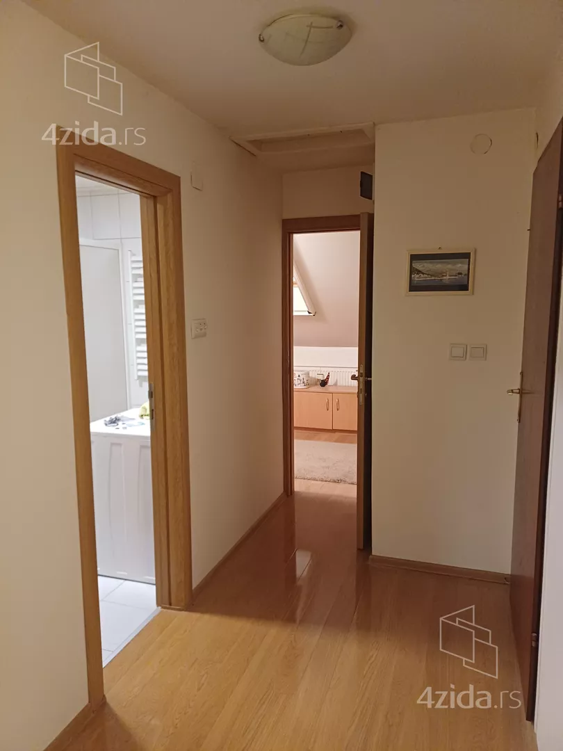 4-etažna kuća | 4zida