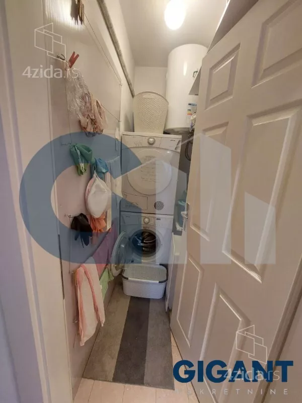 Petosoban stan | 4zida