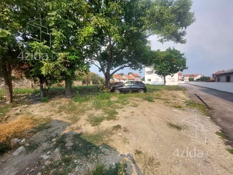 Plac | 4zida