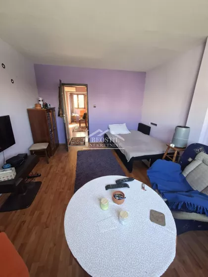 Crnogorska | 4zida.rs