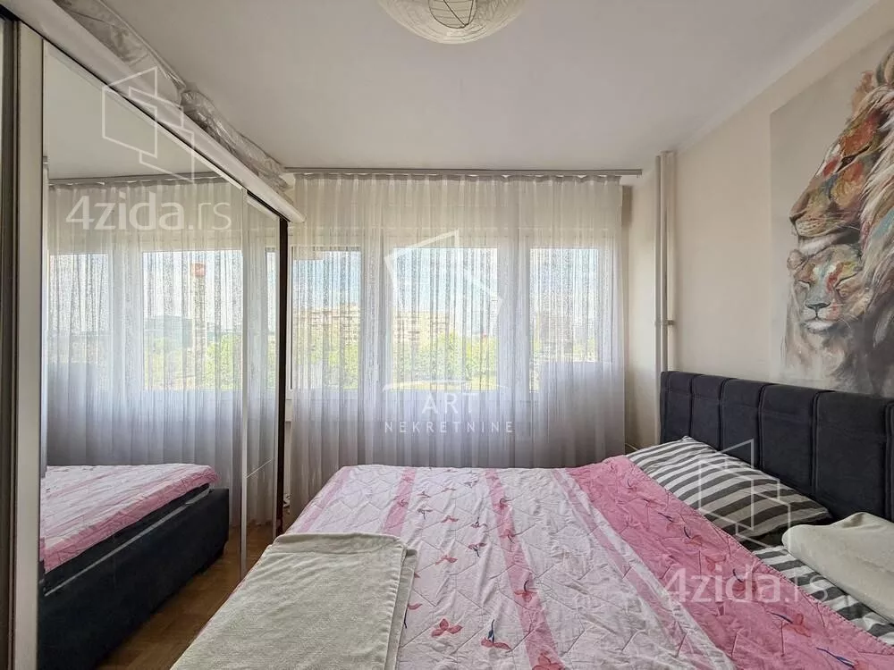 Troiposoban stan | 4zida