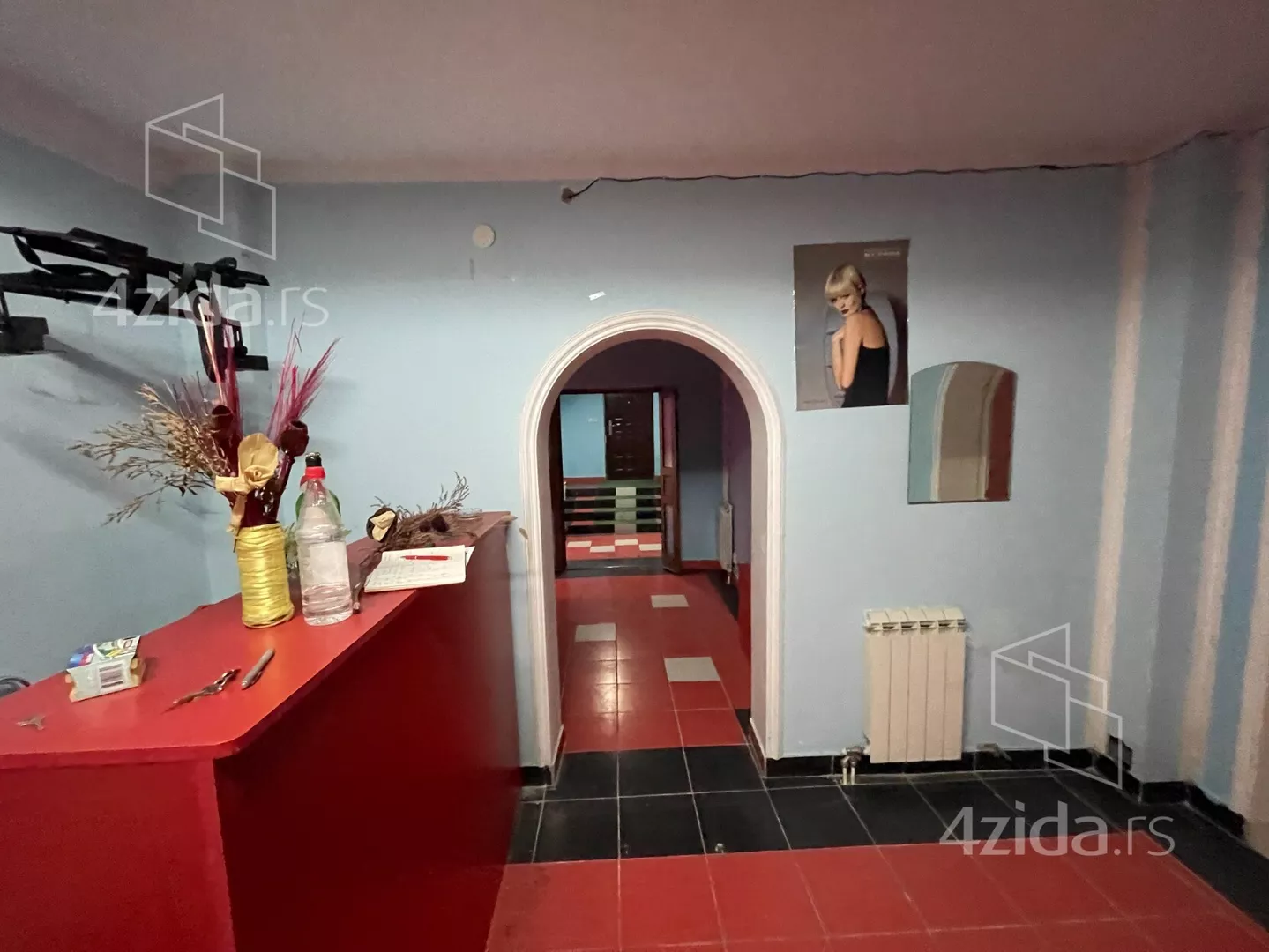 Poslovni prostor | 4zida