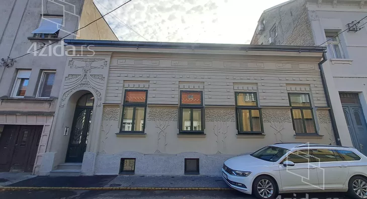 3-etažna kuća | 4zida