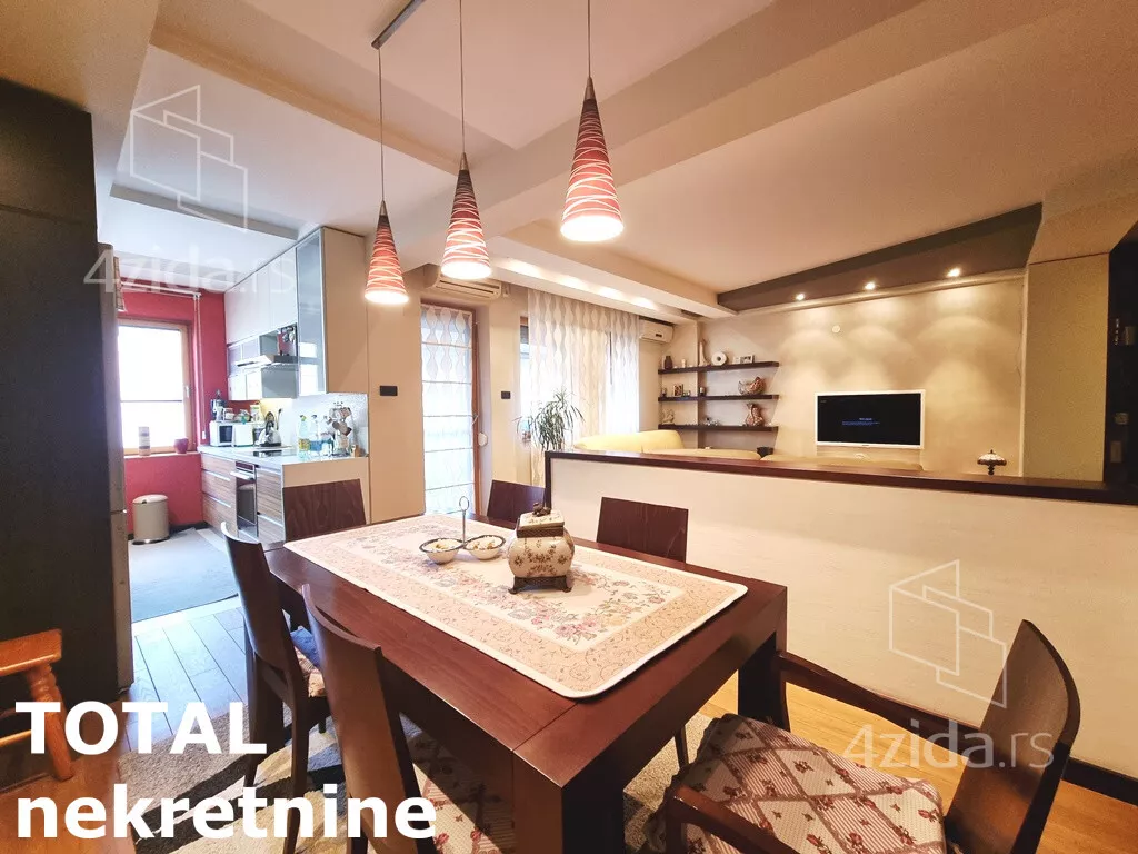 Četvorosoban stan | 4zida