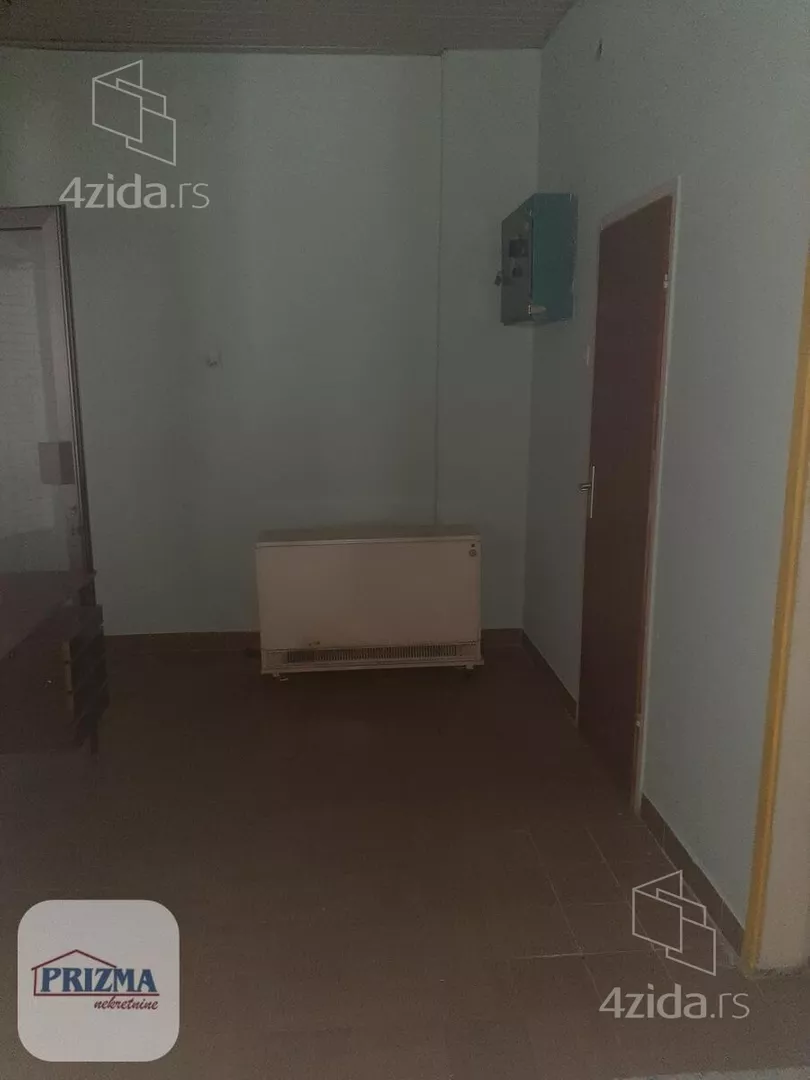 Lokal | 4zida