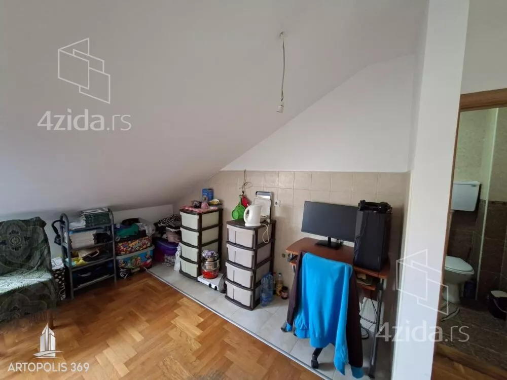 Garsonjera | 4zida
