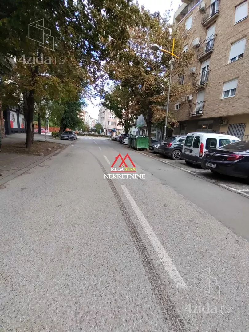 Garaža | 4zida
