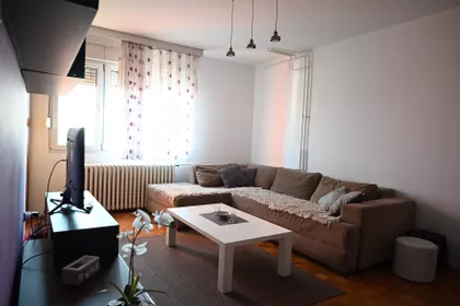 Bulevar Oslobođenja 40 | 4zida.rs